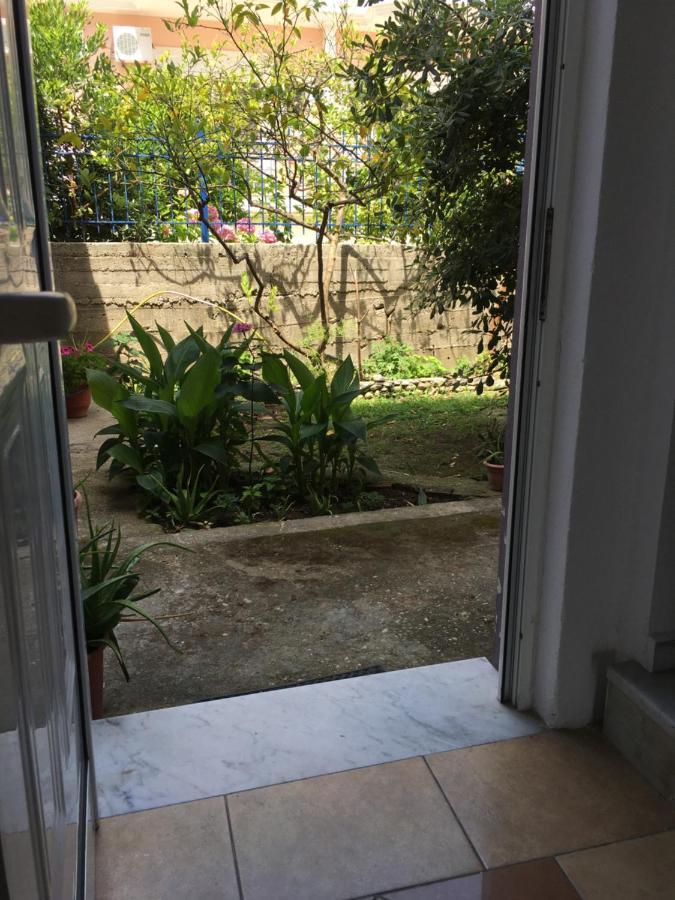 Irini Boutique Rooms!!! ヒマラ エクステリア 写真