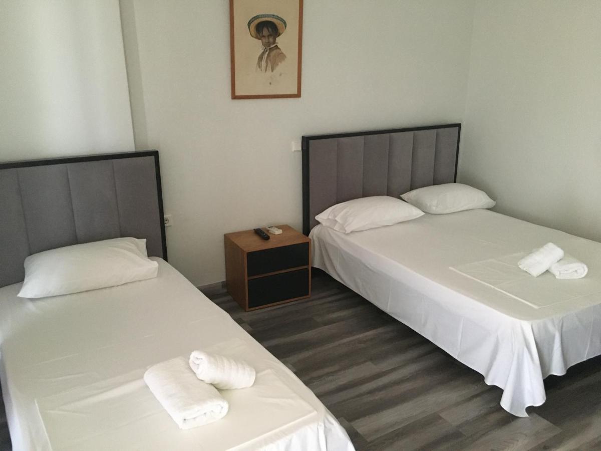 Irini Boutique Rooms!!! ヒマラ エクステリア 写真