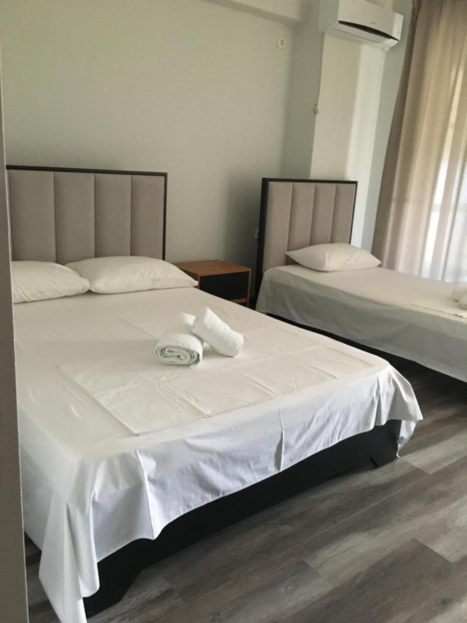 Irini Boutique Rooms!!! ヒマラ エクステリア 写真