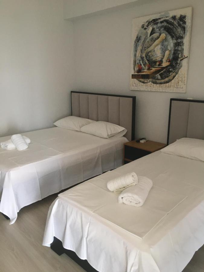 Irini Boutique Rooms!!! ヒマラ エクステリア 写真
