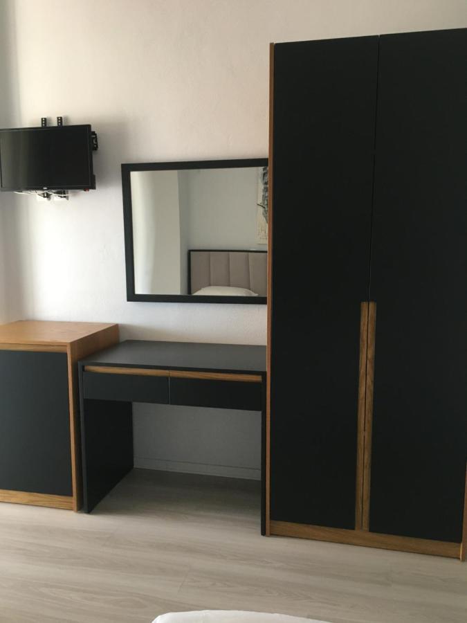 Irini Boutique Rooms!!! ヒマラ エクステリア 写真